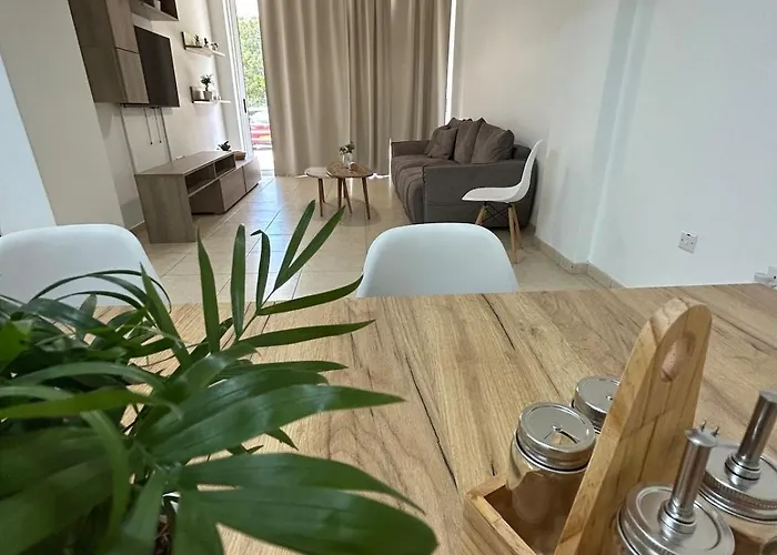 Seasons Retreat With Pool And Gym-2br Apartamento