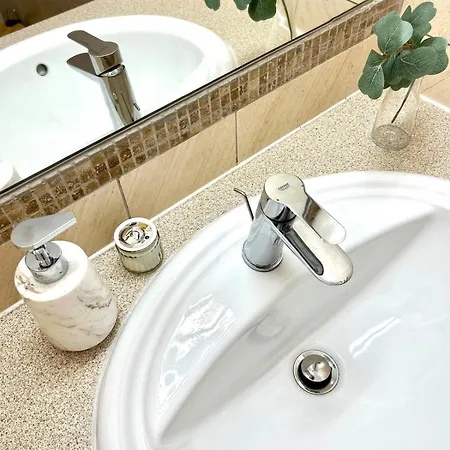 Appartement Seasons Retreat With Pool And Gym-2br Oroklini