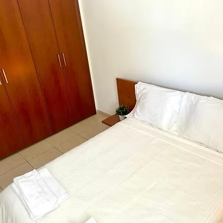 Seasons Retreat With Pool And Gym-2br Appartement