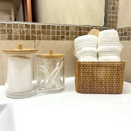 Seasons Retreat With Pool And Gym-2br Appartement