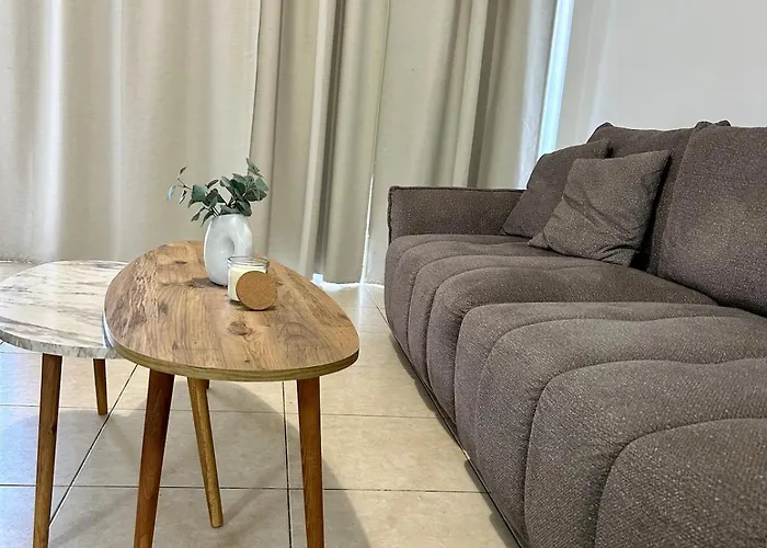 Apartmán Seasons Retreat With Pool And Gym-2br Voroklini